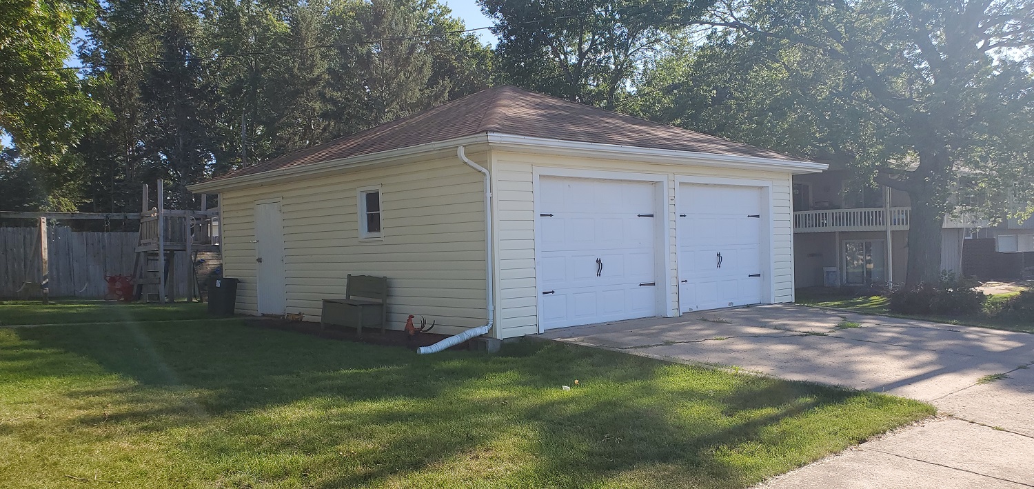sheldon_245_n_7th_ave Klaassen Realty & Auctions Real Estate and Auctions for Northwest Iowa