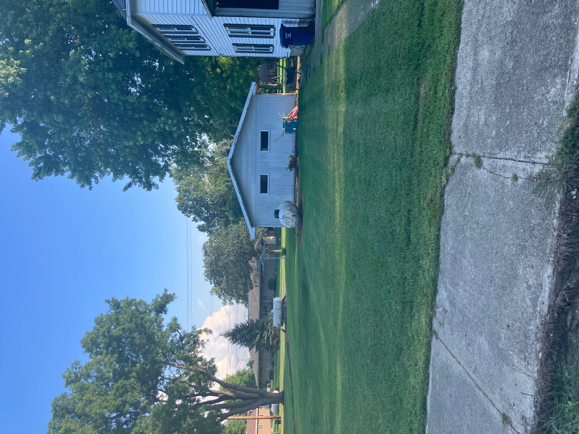 343_center_street_melvin Klaassen Realty & Auctions Real Estate and