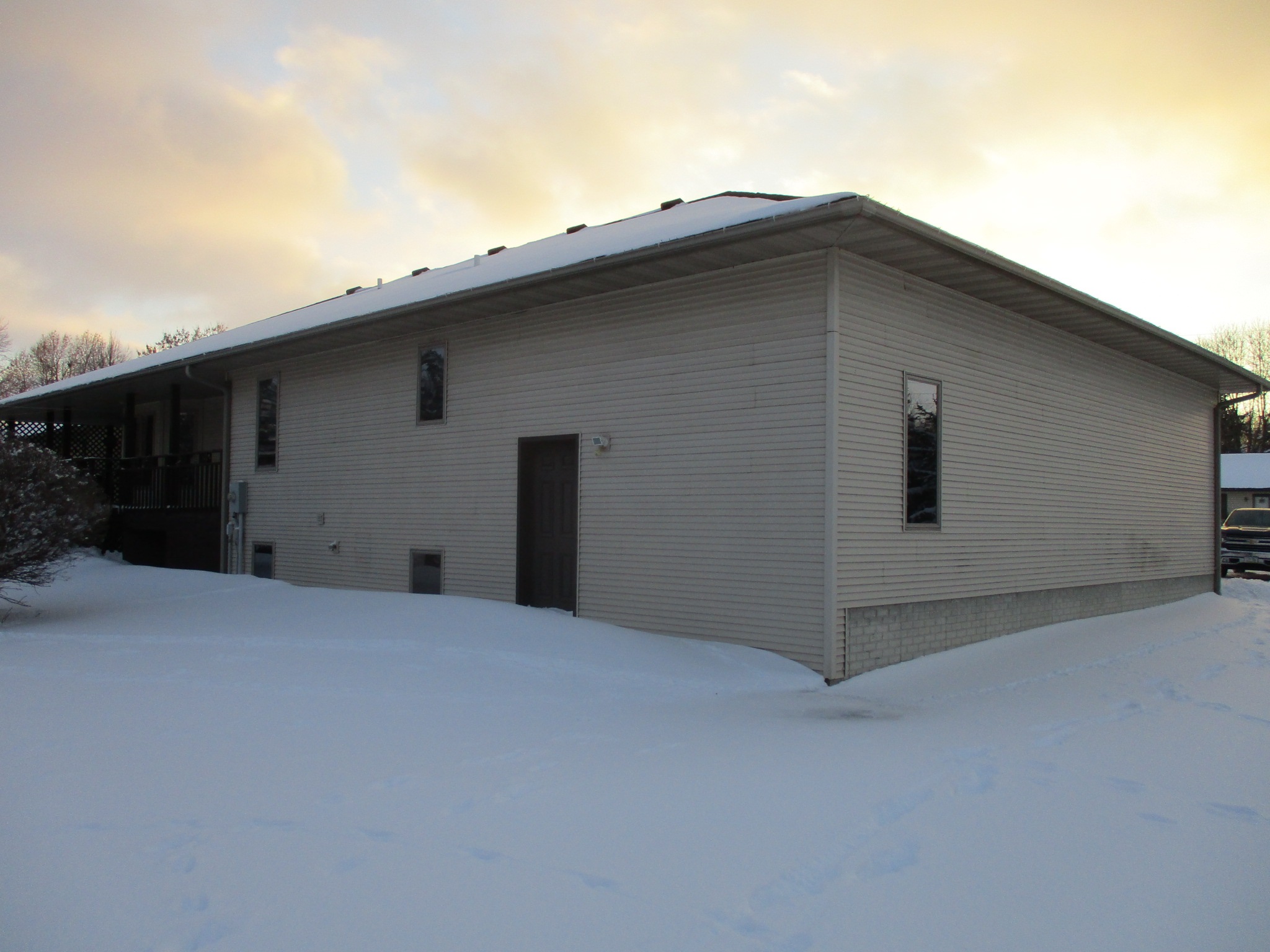 240_n_washington_avenue_sheldon Klaassen Realty & Auctions Real