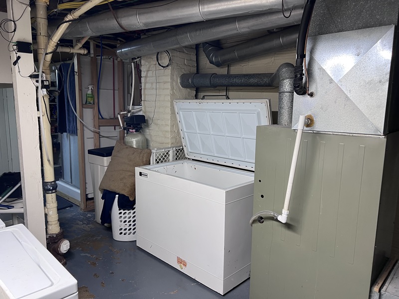 Basement.jpg