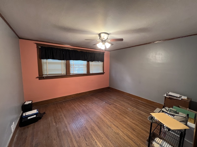 Bedroom 2-1.jpg