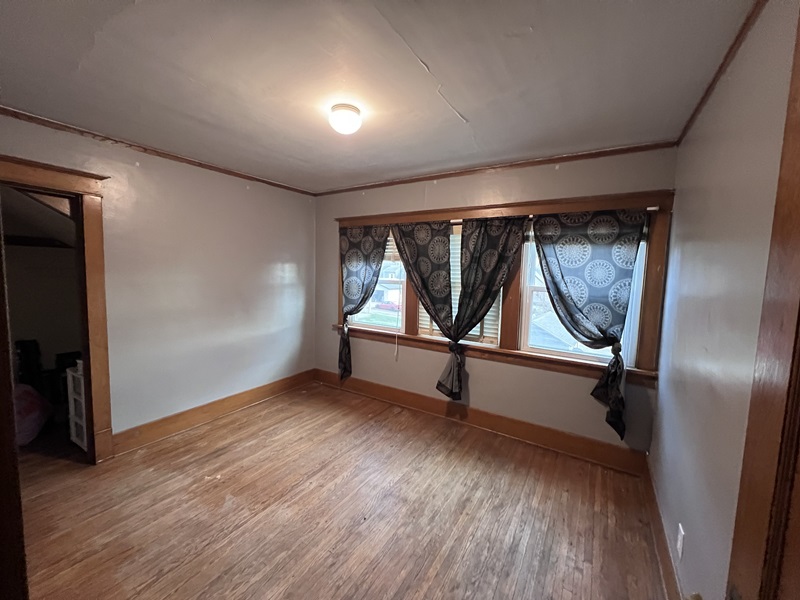 Bedroom 3-1.jpg